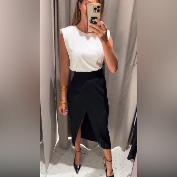 Zara black midi skirt - Picture 1 of 2